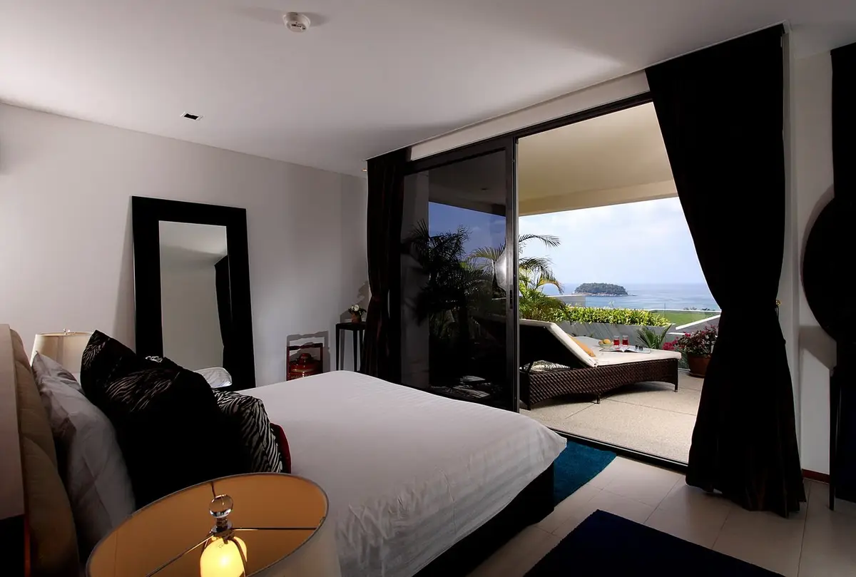 Hillside Two-Bedroom Apartment with Sea View, The Heights, Kata — Kata · 3/13