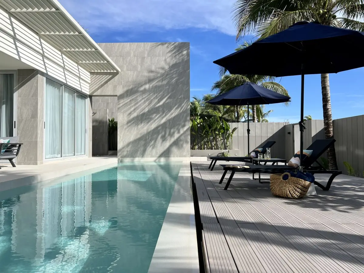 300 sqm Two-Bedroom Sea View Apartment, Angsana Beachfront — Bang Tao · 1/17