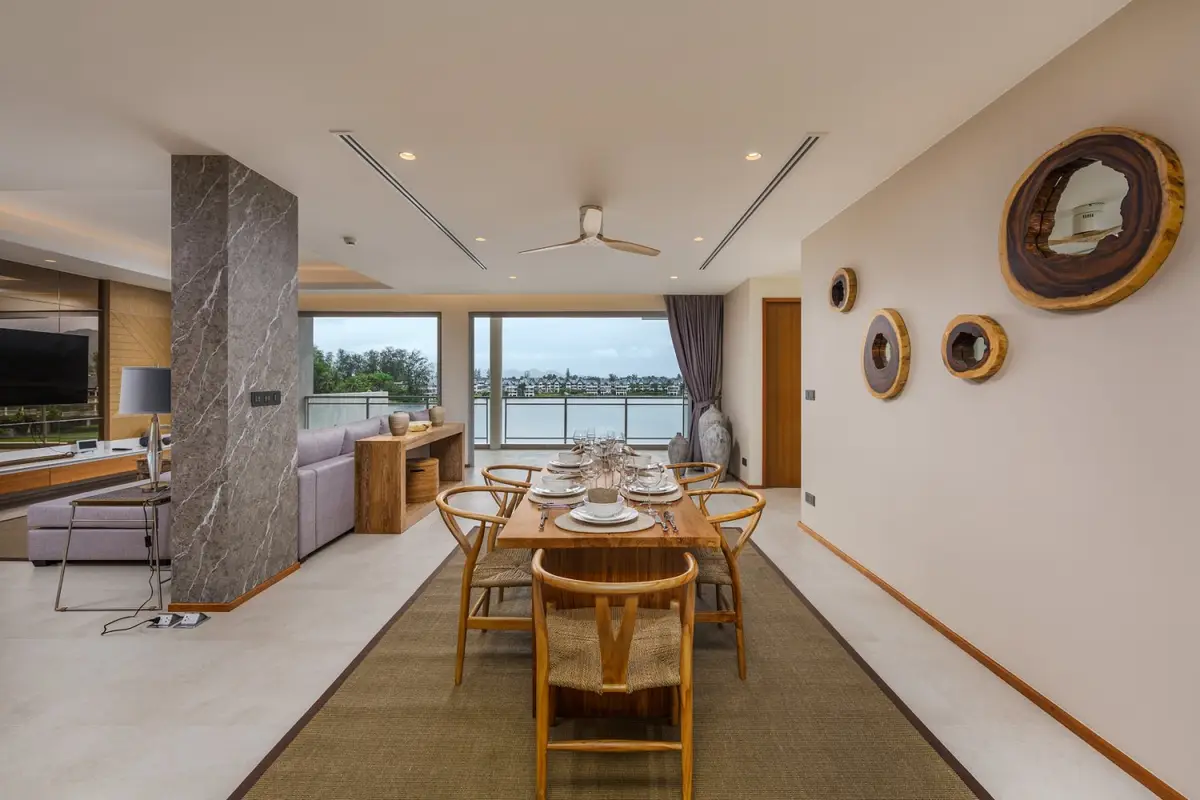 Two-Bedroom Apartment with Balcony, Angsana Beachfront, Bang Tao — Bang Tao · 4/17