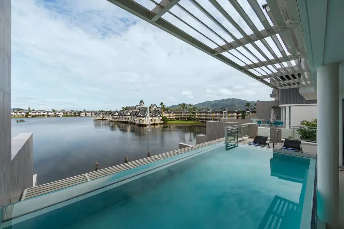 Stylish 2-bedroom apartments, with lake view and near the sea in Angsana Beachfront Residences project, on Bangtao / Laguna beach — Bang Tao · 2/16