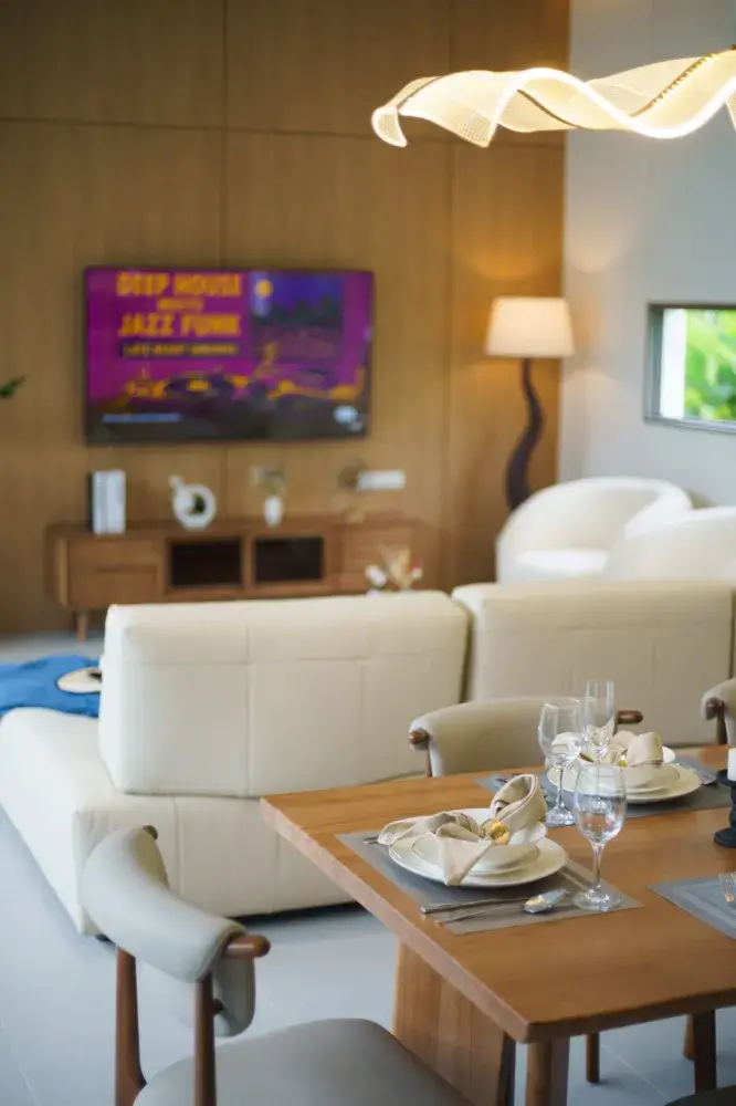 4-Bed Villa on a 472 sqm Plot, Bliss Hideaway in Rawai — Nai Harn · 2/17