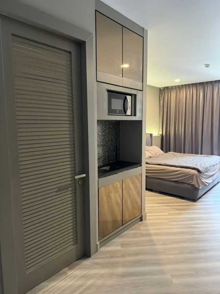 Third-Floor Studio at The Regent Bangtao, Bang Tao — Bang Tao · 2/13