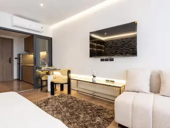 Sea-View Studio at Bellevue Beachfront Condo, Layan — Layan · 5/18