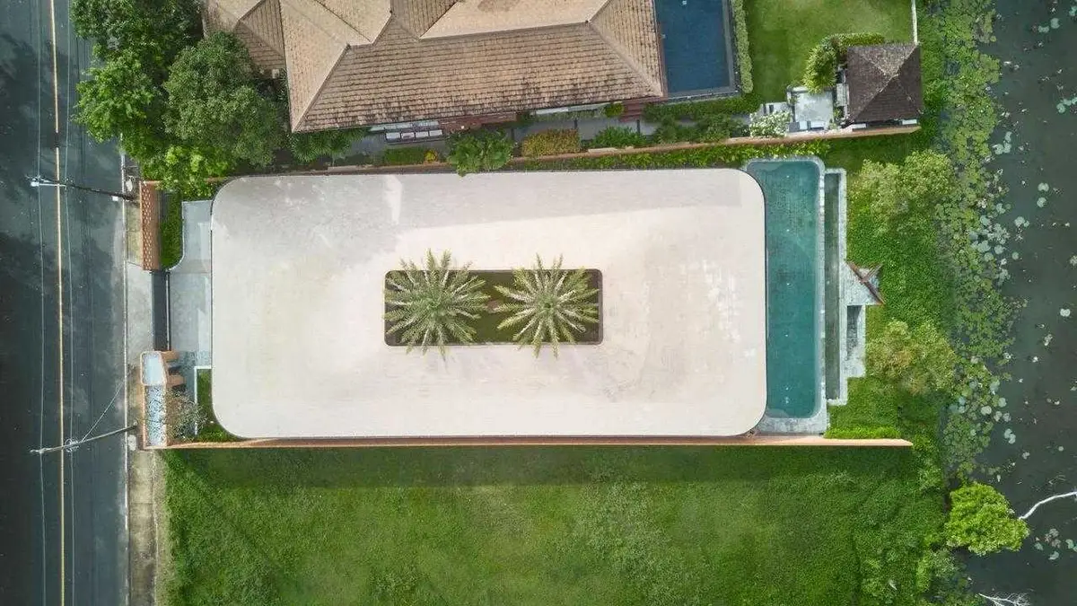 Architect-Designed 4-Bed Villa in Laguna Homes by the Golf Course — Layan · 4/11