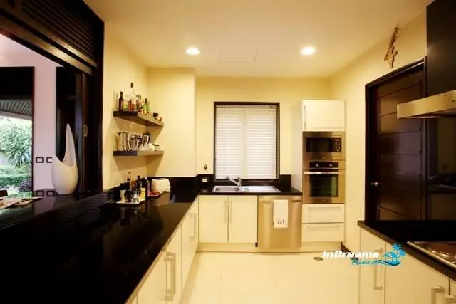 Three-bedroom pool villa in Chom Tawan, 530 m from Layan Beach — Layan · 2/26