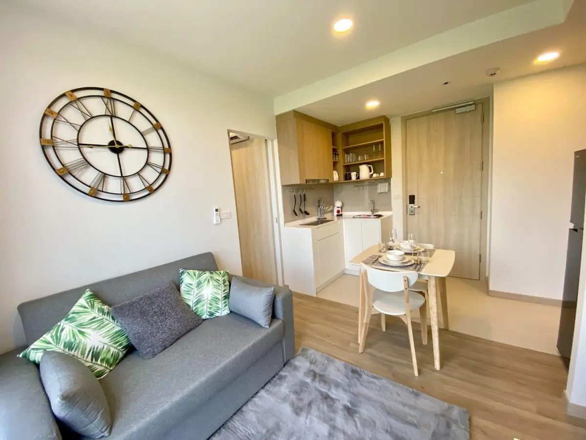 Astonishing 2-bedroom apartments, with golf course in Sky Park project, on Bangtao / Laguna beach — Bang Tao · 4/21