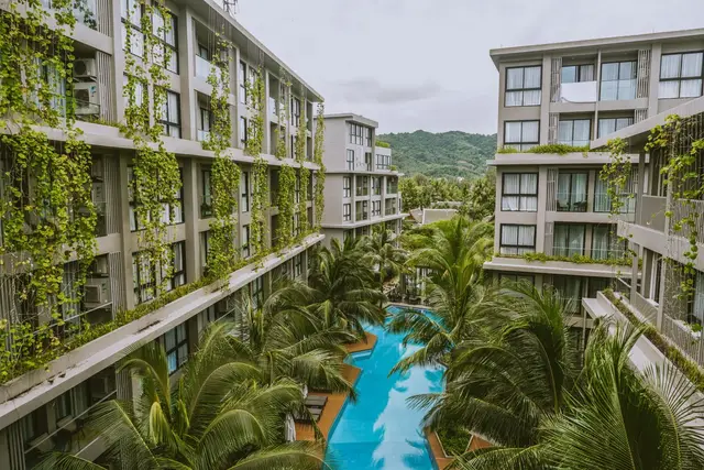 Cozy 3-bedroom apartments, with pool view in Diamond Condominium project, on Bangtao / Laguna beach — Bang Tao