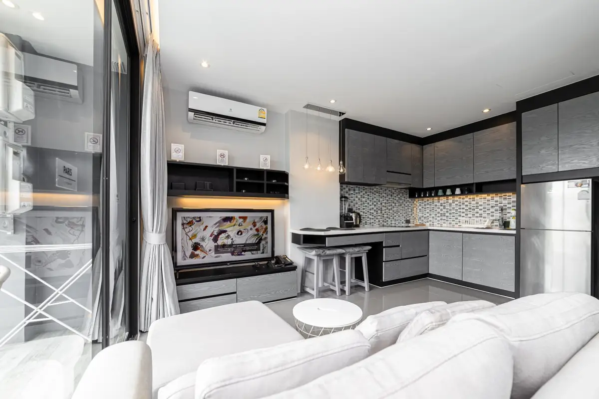 Sea-View 1-Bed Apartment in City Gate near Kamala Beach — Kamala · 2/21
