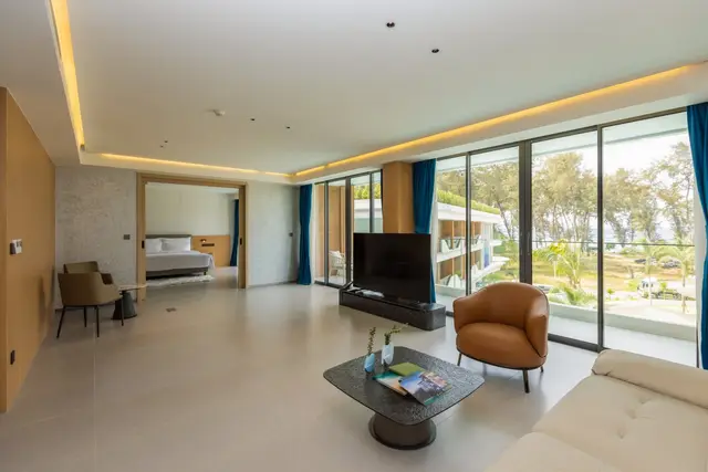 Spacious Two-Bedroom Grand Suite — Layan