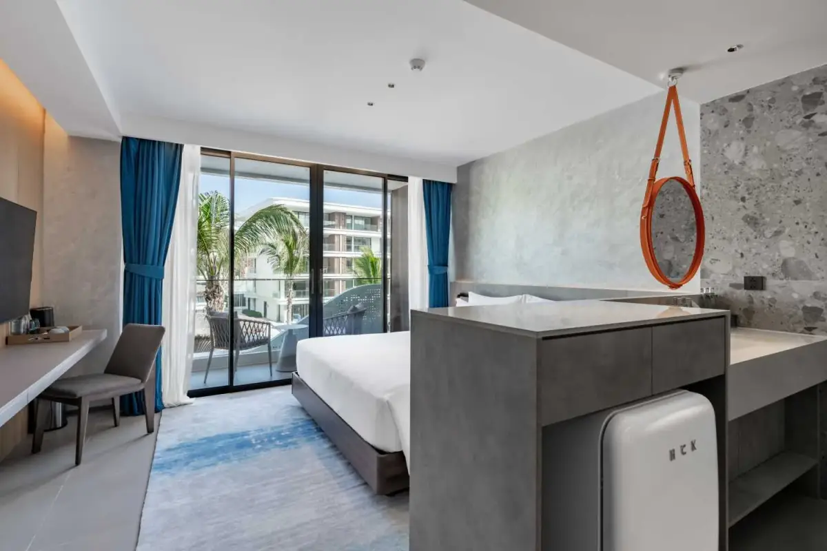Pool-View Studio Room at Sunshine Beach by KORA, Layan Beach — Layan · 3/33