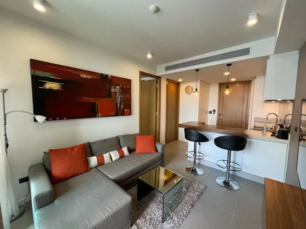 1-Bed Oceanstone Apartment on the 7th Floor, Bang Tao — Bang Tao · 1/15