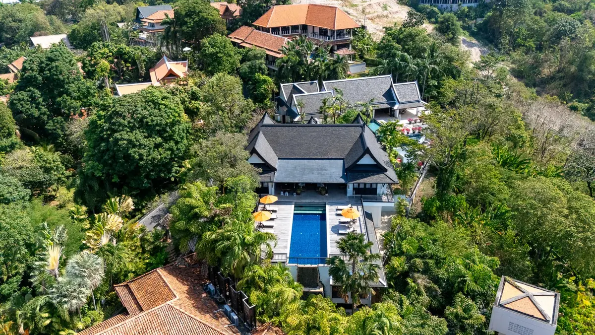 Six-Bedroom Katamanda Villa with Sea View to Rent, Kata — Kata · 2/58