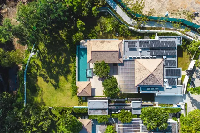 Premium Large -Bedroom Villa, with pool view and near the sea in Banyan Tree Grand Residences project, on Bangtao / Laguna beach Video — Layan