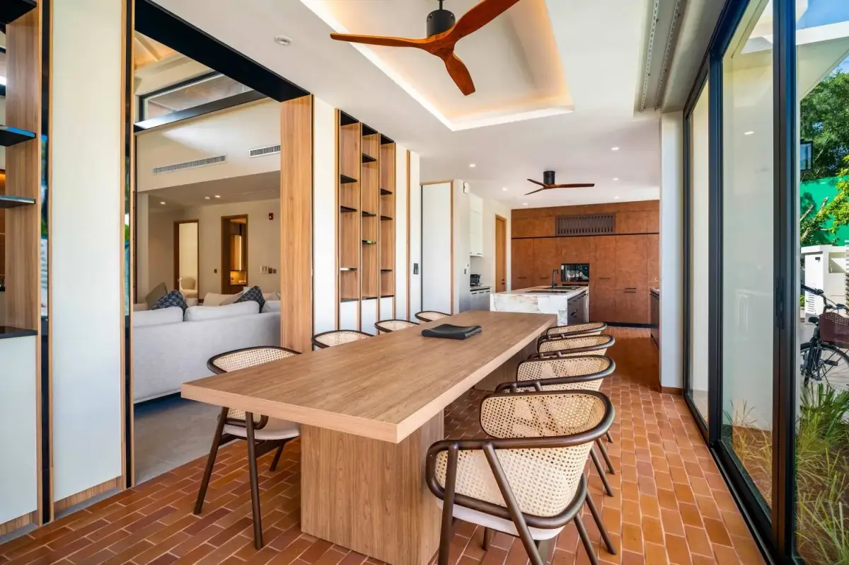 วิลล่า4 1 ห้องนอน พร้อมวิว สระน้ำ, ไม่ไกลจากทะเล ในโครงการ Banyan Tree Grand Residences, บนชายหาด บางเทา/ลากูน่า | วีดีโอ — Layan · 4/50