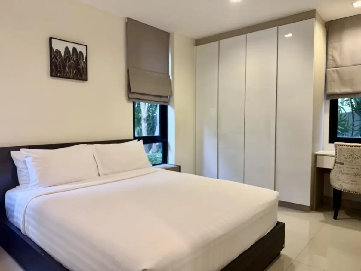 Five-Bedroom Villa with Pool and Garden Access, Laguna Park, Bang Tao — Bang Tao · 5/26