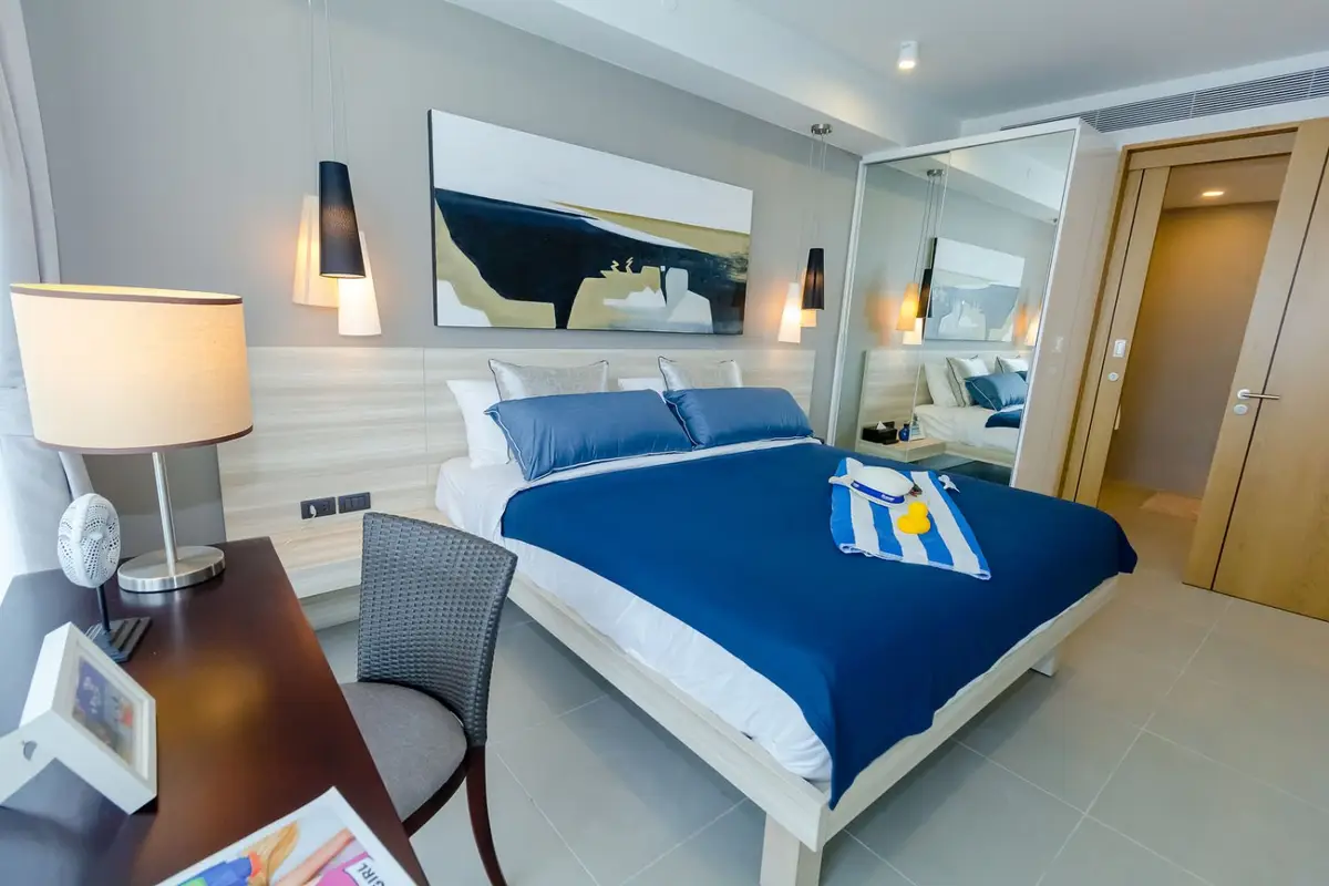 One-Bedroom Apartment with Rooftop Terrace at Oceanstone, Bang Tao — Bang Tao · 5/42