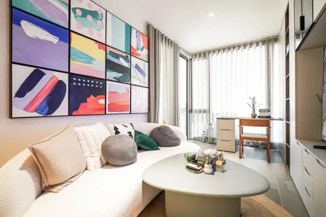 -Bedroom Apartments, with pool view, on Nai Harn beach — Nai Harn