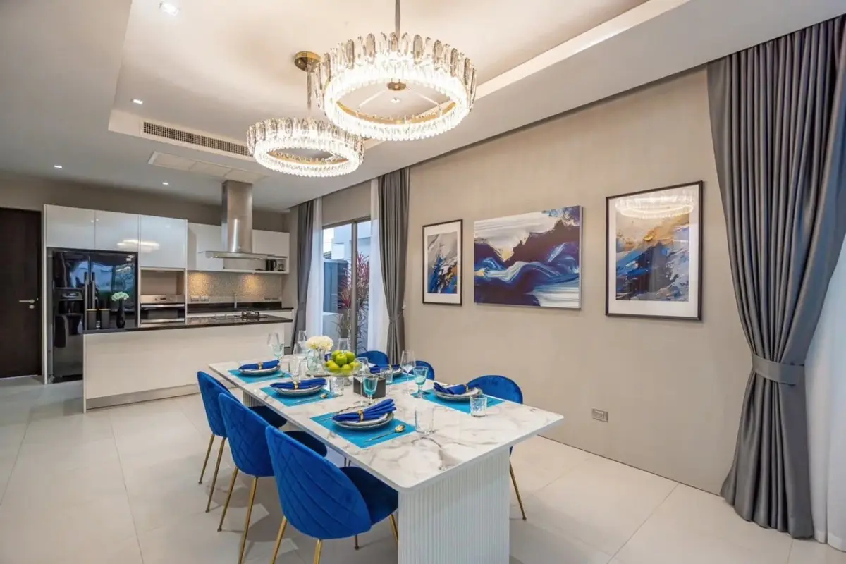 Three-Bedroom Pool Villa with Rooftop Terrace in Layan — Layan · 3/6
