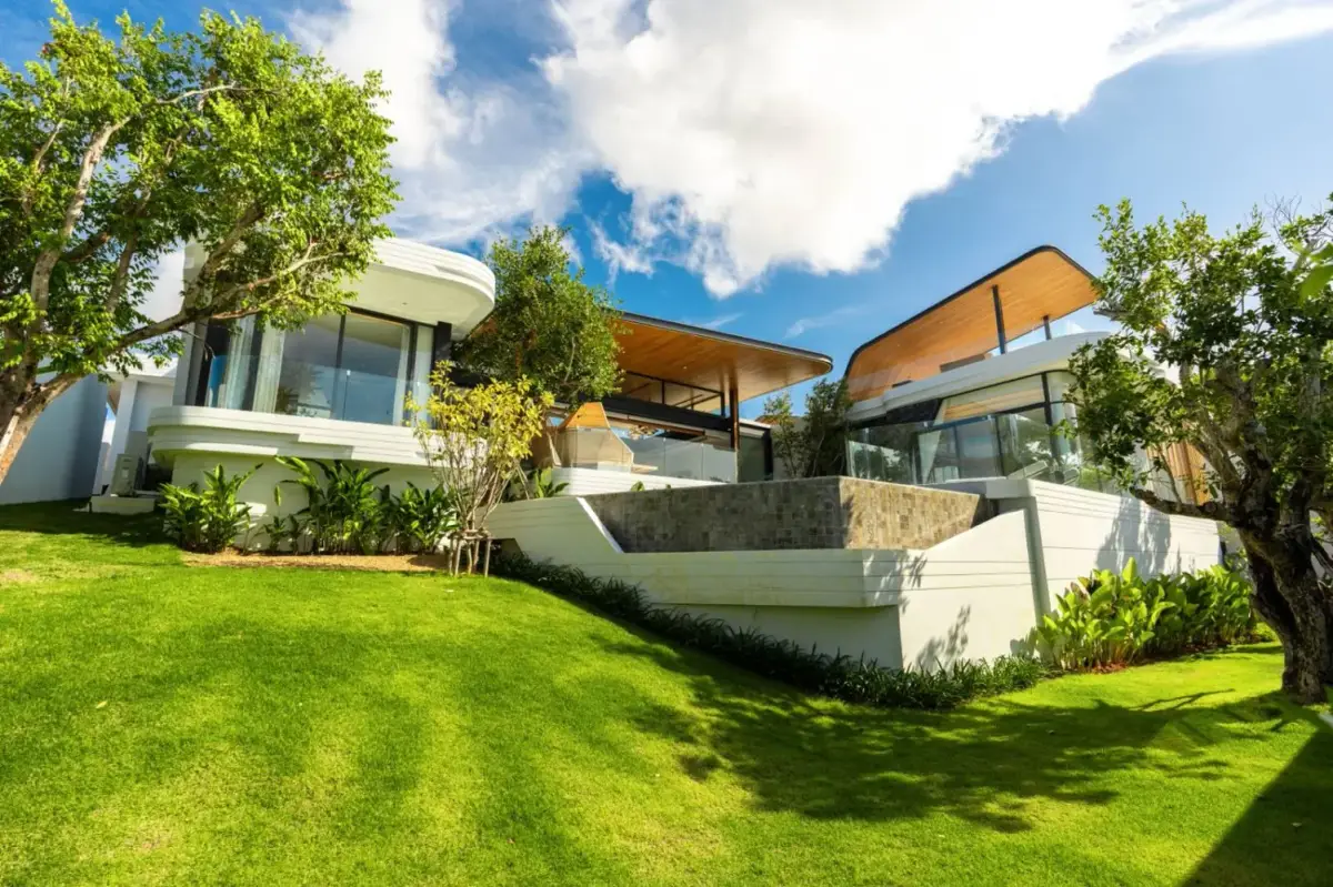 Large -Bedroom Villa, with pool view, on Bangtao / Laguna beach — Layan · 2/29