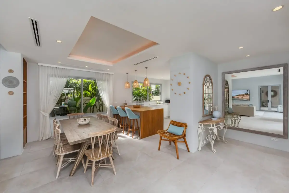 5-Bed Villa on a 1,200 sqm Plot in Sai Taan, Bang Tao — Bang Tao · 3/36