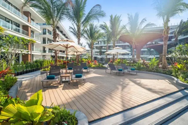 Studio Apartments, with pool view and near the sea in Sunshine Beach by KORA project, on Bangtao / Laguna beach — Layan