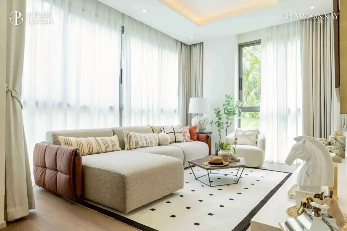 3-Bed, 140 sqm Apartment at Petit Tycoon in Surin — Surin · 1/40
