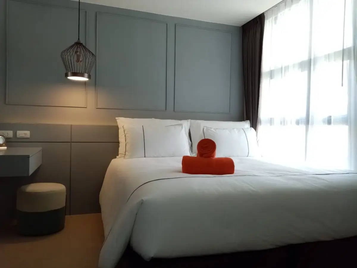 1-Bed Apartment at Palmyrah near Surin Beach, Phuket — Surin · 2/11