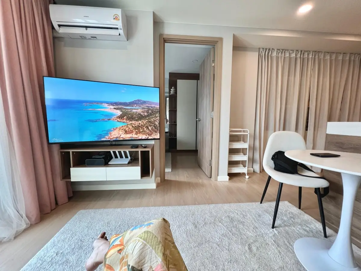 Eighth-Floor One-Bed, Lake and Mountain Views, Space Condominium — Bang Tao · 1/31