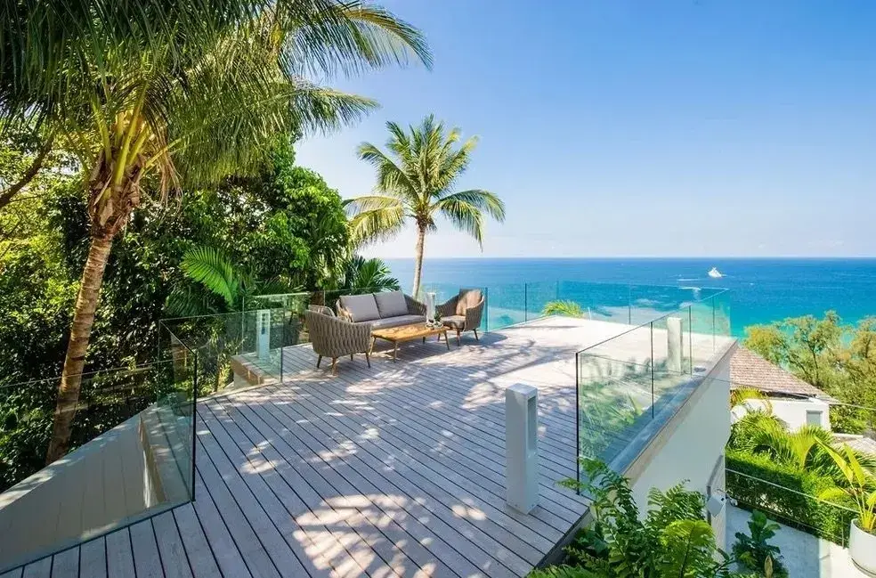 4-Bed Sea View Villa in the Surin Heights Estate, Surin — Surin · 3/18