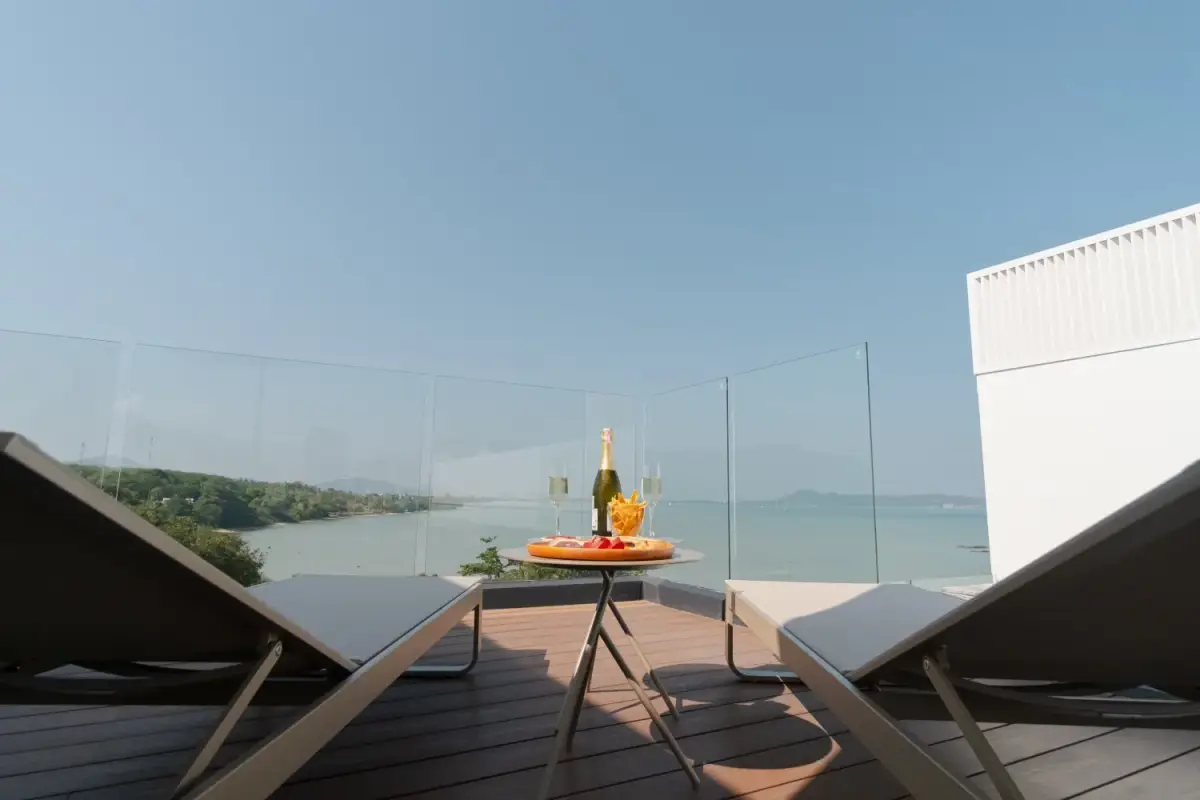 Large -Bedroom Villa, with sea view in Elwood Villas Rawai project, on Rawai beach — Rawai · 3/37