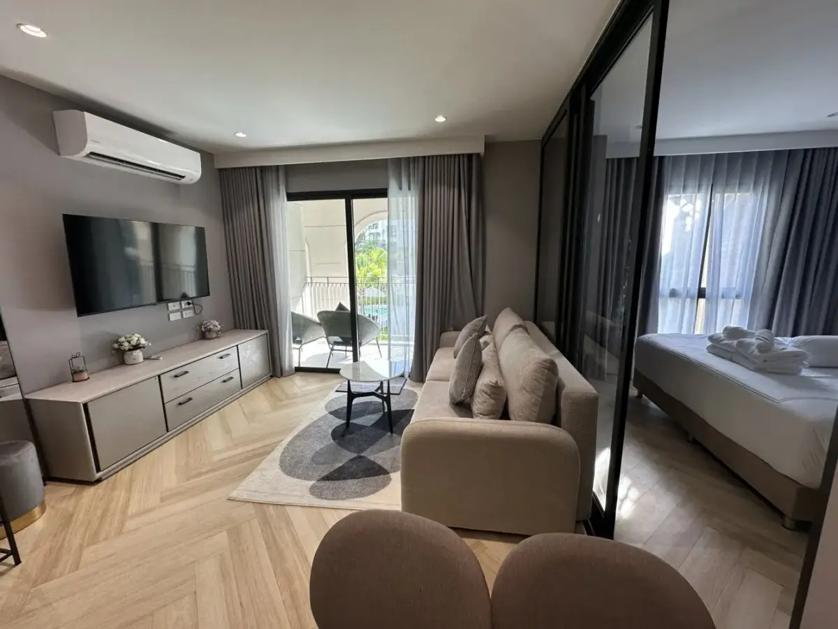 One-Bed Apartment 810 m from Bang Tao Beach, Title Legendary — Bang Tao · 5/49