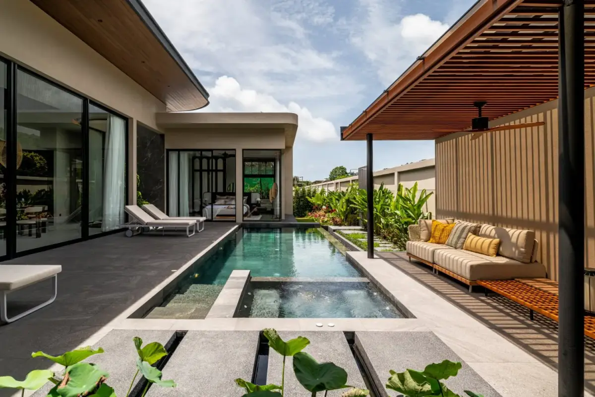 Single-Storey 3-Bed Pool Villa at Vimannaya, Nai Harn — Nai Harn · 2/39