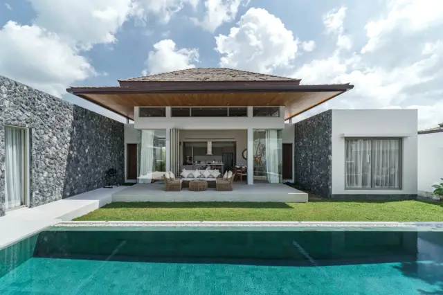 -Bedroom Villa, with pool view in Botanica Foresta project, on Bangtao / Laguna beach — Layan
