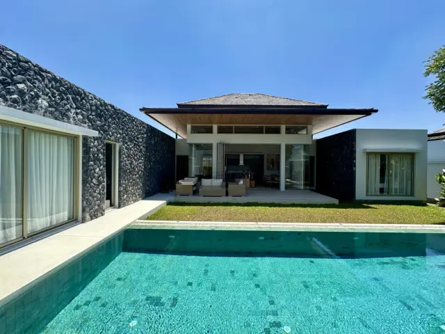 Large -Bedroom Villa, with pool view in Botanica Foresta project, on Bangtao / Laguna beach — Layan
