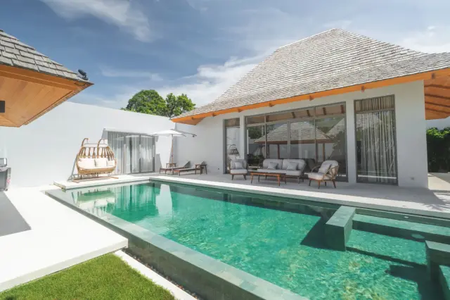 -Bedroom Villa, with pool view in Anchan Flora project, on Bangtao / Laguna beach — Thalang