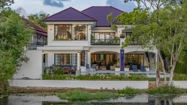 Large -Bedroom Villa, with pool view in Laguna Homes project, on Bangtao / Laguna beach — Layan