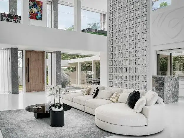 Six-Bedroom Laguna Homes Villa with Golf Course View, Layan — Layan · 4/65