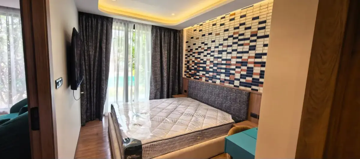 1-Bed First-Floor Apartment, Bellevue Beachfront Condo, Layan — Layan · 5/17