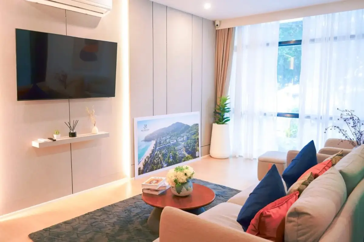 Studio Apartment in Sea Heaven Residence near Nai Thon Beach — Nai Thon · 2/14