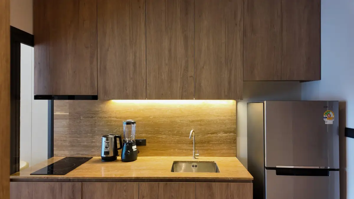 Bellevue Beachfront Studio Under 500 m from Layan Beach — Layan · 3/18