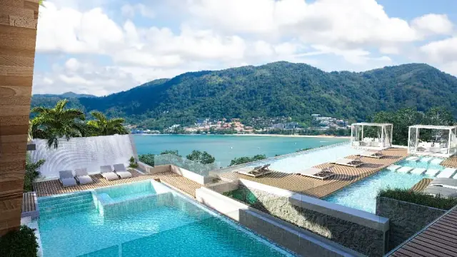 -Bedroom Apartments, with garden view, on Patong Beach beach — Patong