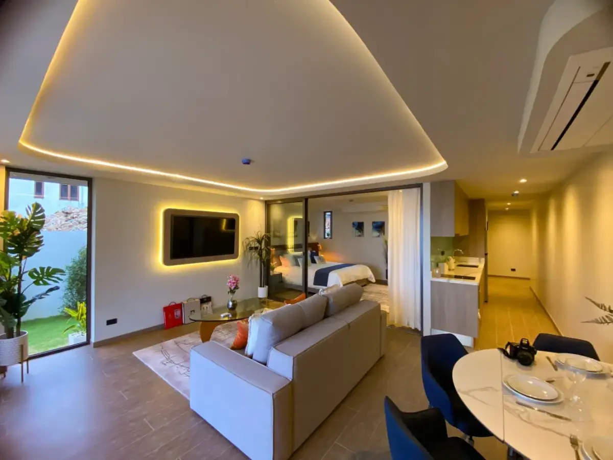 1-Bed 47 sqm Apartment in Coral Beach Oceanview Resort, Patong — Patong · 3/15