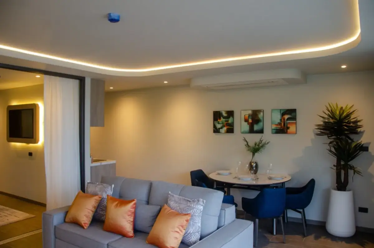 1-Bed Sea View Apartment in Coral Beach Oceanview Resort — Patong · 5/15