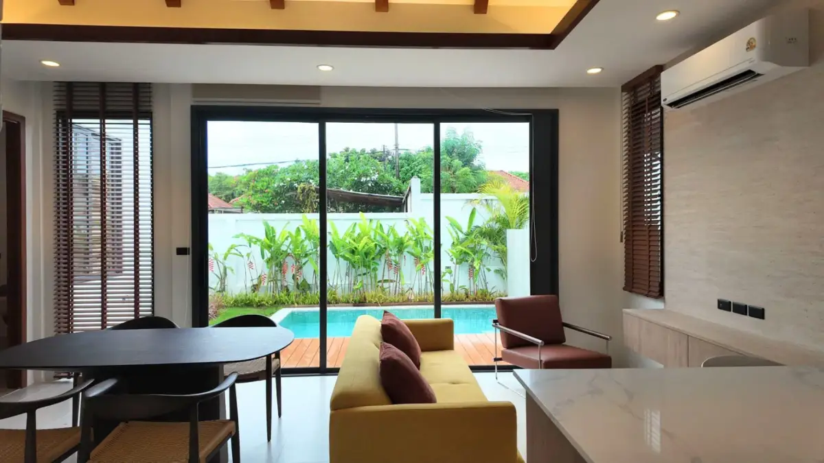 Three-Bedroom Chom Tawan Pool Villa 530 m from Layan Beach — Cherng Talay · 2/19