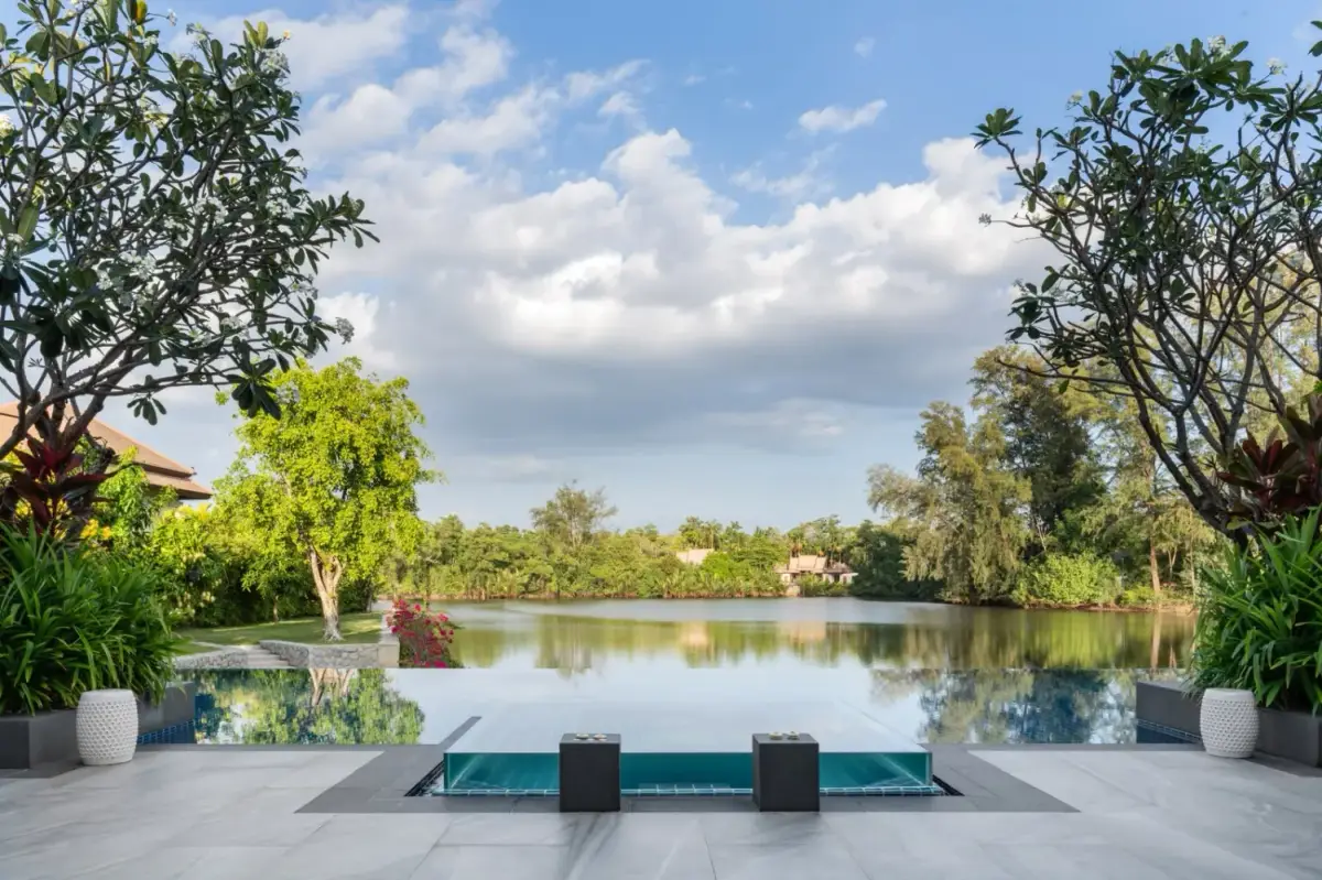Premium Large 5-Bedroom Villa, with pool view and near the sea in Banyan Tree Grand Residences project, on Bangtao / Laguna beach — Layan · 2/27
