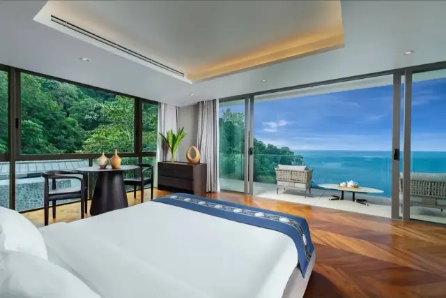 12-Bedroom The Aquila Villa — Kamala